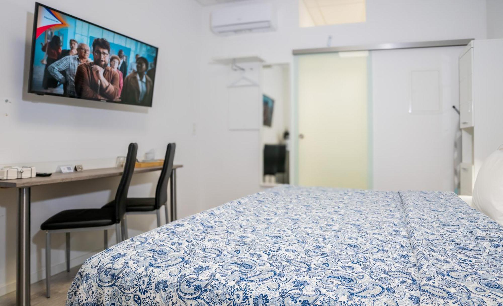 Private Room #1 With King Size, Ground Floor, Ac, Only 2Min To Rab Рамштайн-Мизенбах Экстерьер фото
